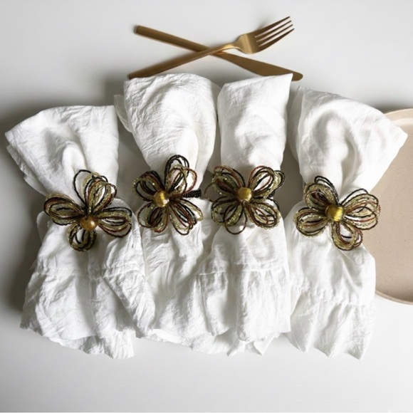 Set of 4 Vintage Beaded Butterfly Napkin Rings White Ruffled Napkins Table Decor - Picture 2 of 14